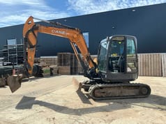 2017 CASE CX600 crawler excavator side view