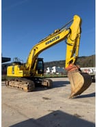 2018 Komatsu PC290NLC crawler excavator, side view