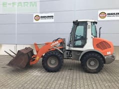 2008 Atlas AR 80 wheel loader side view