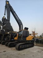 2025 Hyundai 220LC-9S crawler excavator, side view
