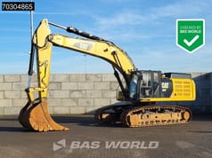 2018 Caterpillar 352F crawler excavator, side profile view 2018 Caterpillar 352F crawler excavator, side profile view