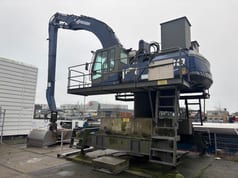 2005 Sennebogen 830A E material handler side view 2005 Sennebogen 830A E material handler side view