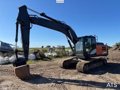 2018 Hitachi ZX190 LC-6 excavator side view 2018 Hitachi ZX190 LC-6 excavator side view