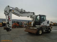 2013 Liebherr A918 COMPACT wheel excavator side view 2013 Liebherr A918 COMPACT wheel excavator side view