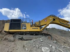 Komatsu PC850 SE crawler excavator side view Komatsu PC850 SE crawler excavator side view