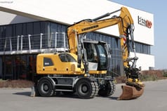 2017 Liebherr A914 Litronic wheel excavator, side profile view