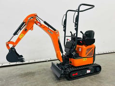 2025 Kubota CRE120 mini excavator, side profile view 2025 Kubota CRE120 mini excavator, side profile view