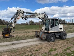 2009 Terex TW160SR wheel excavator, side profile view 2009 Terex TW160SR wheel excavator, side profile view