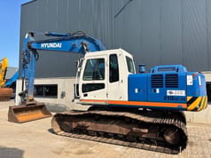 2009 Hyundai R210LC-7A crawler excavator side view