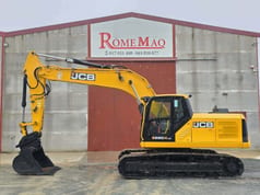 2018 JCB 220X LC crawler excavator, side profile view 2018 JCB 220X LC crawler excavator, side profile view