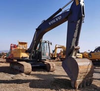 Volvo EC240LC crawler excavator, front three-quarter view