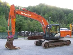 2017 Hitachi ZX210LC-6 crawler excavator side view 2017 Hitachi ZX210LC-6 crawler excavator side view