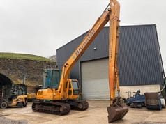 2006 Hyundai 210-LC-3 excavator, side profile view