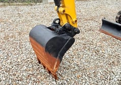 2012 Caterpillar 303.5ECR crawler excavator bucket and blade detail