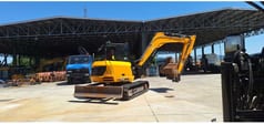 JCB 86C-2 crawler excavator, front three-quarter view