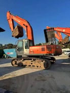 2018 Hitachi Zaxis 350 excavator side view