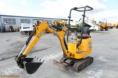 2015 JCB 8008 CTS mini excavator, side view 2015 JCB 8008 CTS mini excavator, side view