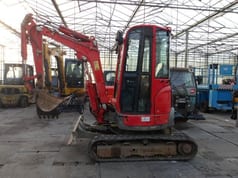 2018 Yanmar VIO26-6 mini excavator, side view 2018 Yanmar VIO26-6 mini excavator, side view