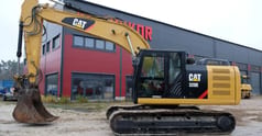 2012 Caterpillar 320E crawler excavator side view 2012 Caterpillar 320E crawler excavator side view