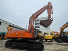 2013 Hitachi Zaxis 350 crawler excavator, side profile view 2013 Hitachi Zaxis 350 crawler excavator, side profile view