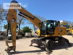 2020 Caterpillar MH3022-06C material handler, side view