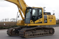 2020 Komatsu PC210LC-11 crawler excavator, side view