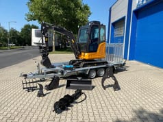 Berger Kraus BK2800ASR mini excavator on trailer with attachments Berger Kraus BK2800ASR mini excavator on trailer with attachments