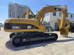 Excavator pe senile 2020 Caterpillar 320CL, vedere spate trei sferturi