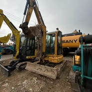 2018 XCMG XE35U mini excavator, front three-quarter view