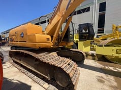 2020 LiuGong 920D crawler excavator, side view 2020 LiuGong 920D crawler excavator, side view