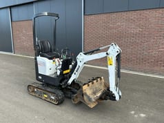 2008 Bobcat E08 mini excavator, front three-quarter view