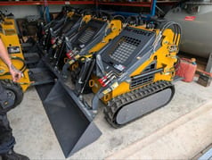 2024 Rexus YF380A crawler excavator, front three-quarter view 2024 Rexus YF380A crawler excavator, front three-quarter view