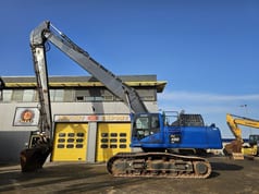2020 Komatsu PC490 LC crawler excavator side view 2020 Komatsu PC490 LC crawler excavator side view
