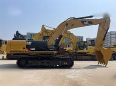2024 Caterpillar 330D crawler excavator, side profile view 2024 Caterpillar 330D crawler excavator, side profile view