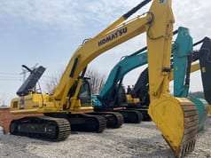 2024 Komatsu PC350-8 crawler excavator, side profile view 2024 Komatsu PC350-8 crawler excavator, side profile view