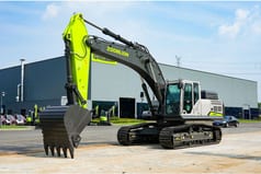 2025 Zoomlion ZE335G crawler excavator, side view