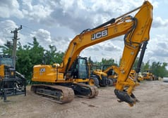 2023 JCB JS220X crawler excavator, side view