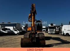 2003 Liebherr R 904 HDSL crawler excavator, front view
