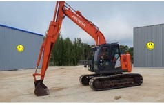 2018 Hitachi ZX135US-6 crawler excavator, side view 2018 Hitachi ZX135US-6 crawler excavator, side view