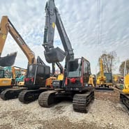 2020 Volvo EC140CL crawler excavator, front three-quarter view 2020 Volvo EC140CL crawler excavator, front three-quarter view