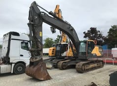 2016 Volvo EC300E crawler excavator, side profile view 2016 Volvo EC300E crawler excavator, side profile view