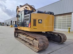 2016 Caterpillar 335FLCR crawler excavator, rear three-quarter view