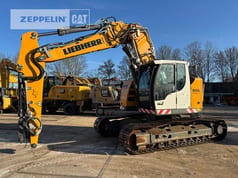 2019 Liebherr R926 crawler excavator, side profile view 2019 Liebherr R926 crawler excavator, side profile view