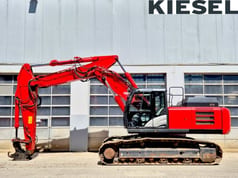 2016 Hitachi ZX300LCN-6 crawler excavator, side view 2016 Hitachi ZX300LCN-6 crawler excavator, side view