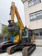 2026 XCMG XE135 crawler excavator, front three-quarter view
