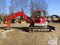 2017 Volvo ECR88D crawler excavator side view 2017 Volvo ECR88D crawler excavator side view