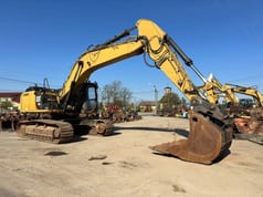 2013 Caterpillar 336E crawler excavator side view