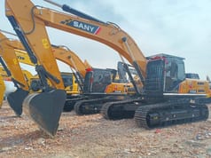 2025 Sany SY335H crawler excavator, side view 2025 Sany SY335H crawler excavator, side view