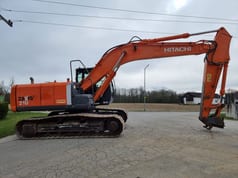 2008 Hitachi Zaxis 210 crawler excavator side view