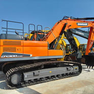 2022 Doosan DX300LC-9C crawler excavator side view